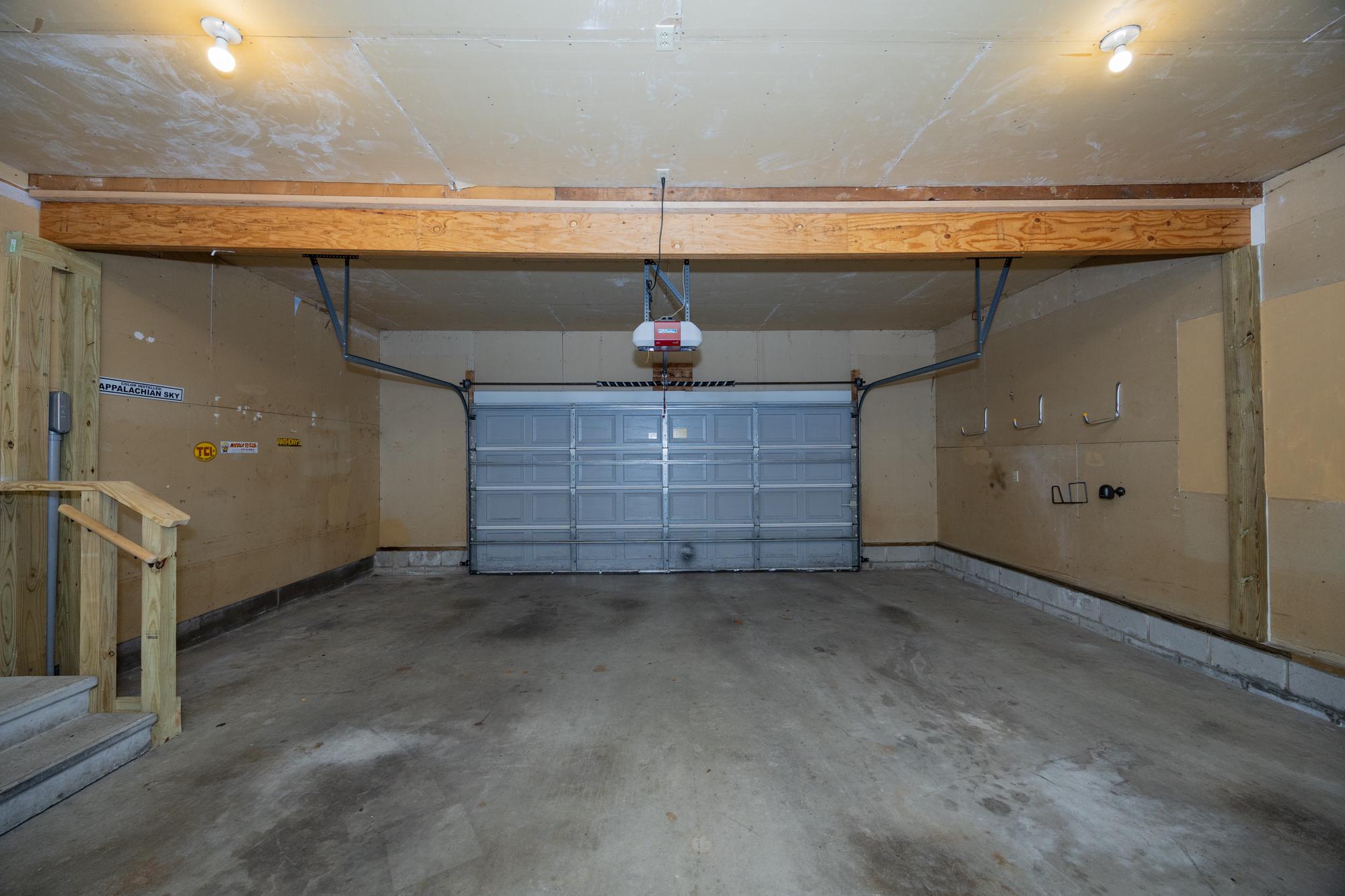 10958 Pit Road Seaford, DE 19973 - Photo 55 of 56 Spacious garage with ample storage options.