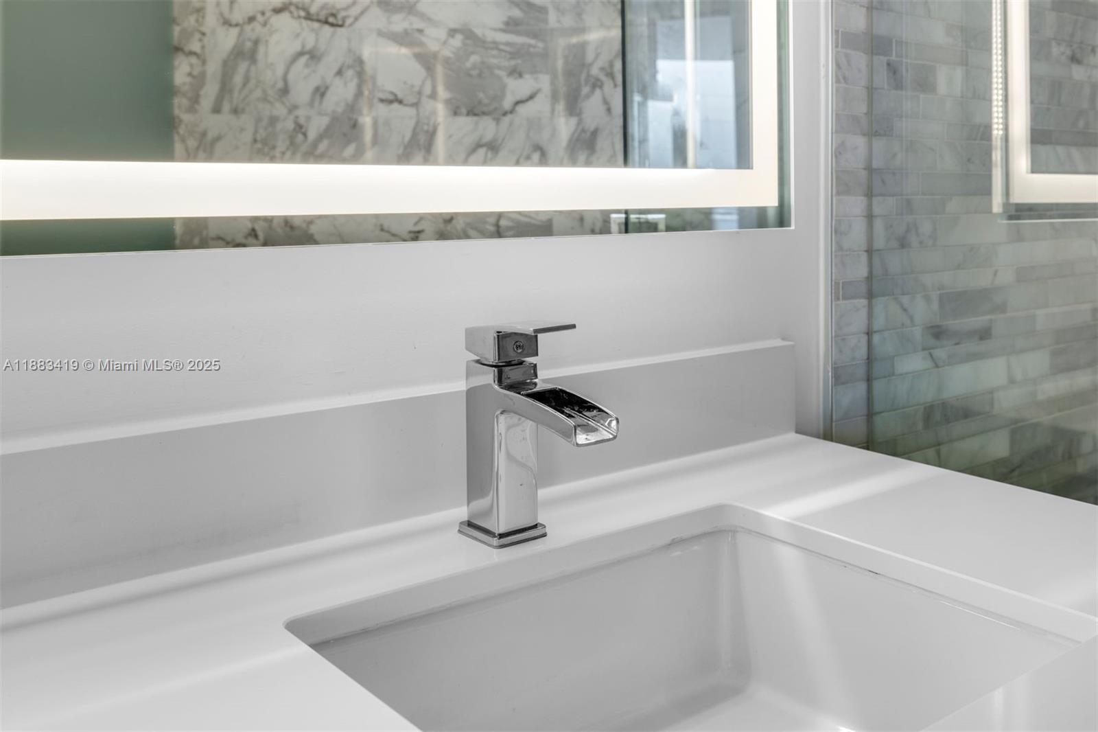 851 Northeast 1st Avenue, Unit 1008 Miami, FL 33132 - Photo 26 of 37