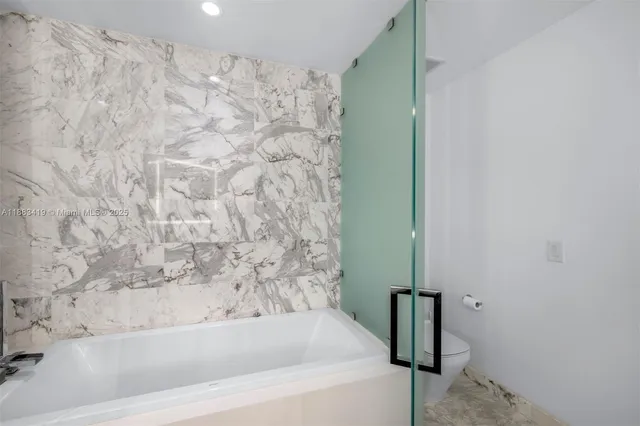 $875,000 | 851 Northeast 1st Avenue, Unit 1008, Miami, FL 33132