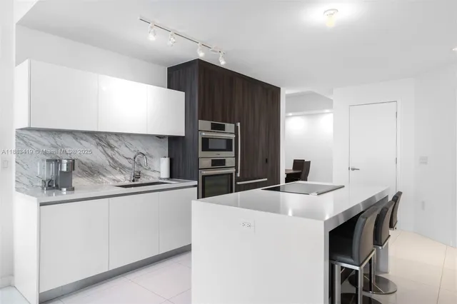 $875,000 | 851 Northeast 1st Avenue, Unit 1008, Miami, FL 33132