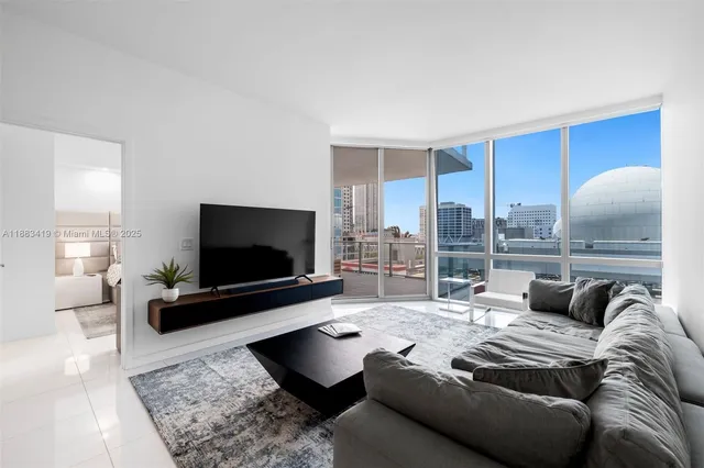 $875,000 | 851 Northeast 1st Avenue, Unit 1008, Miami, FL 33132