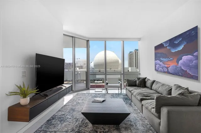 $875,000 | 851 Northeast 1st Avenue, Unit 1008, Miami, FL 33132