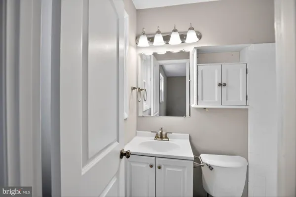 $580,000 | 6504 Walker Branch Drive, Laurel, MD 20707