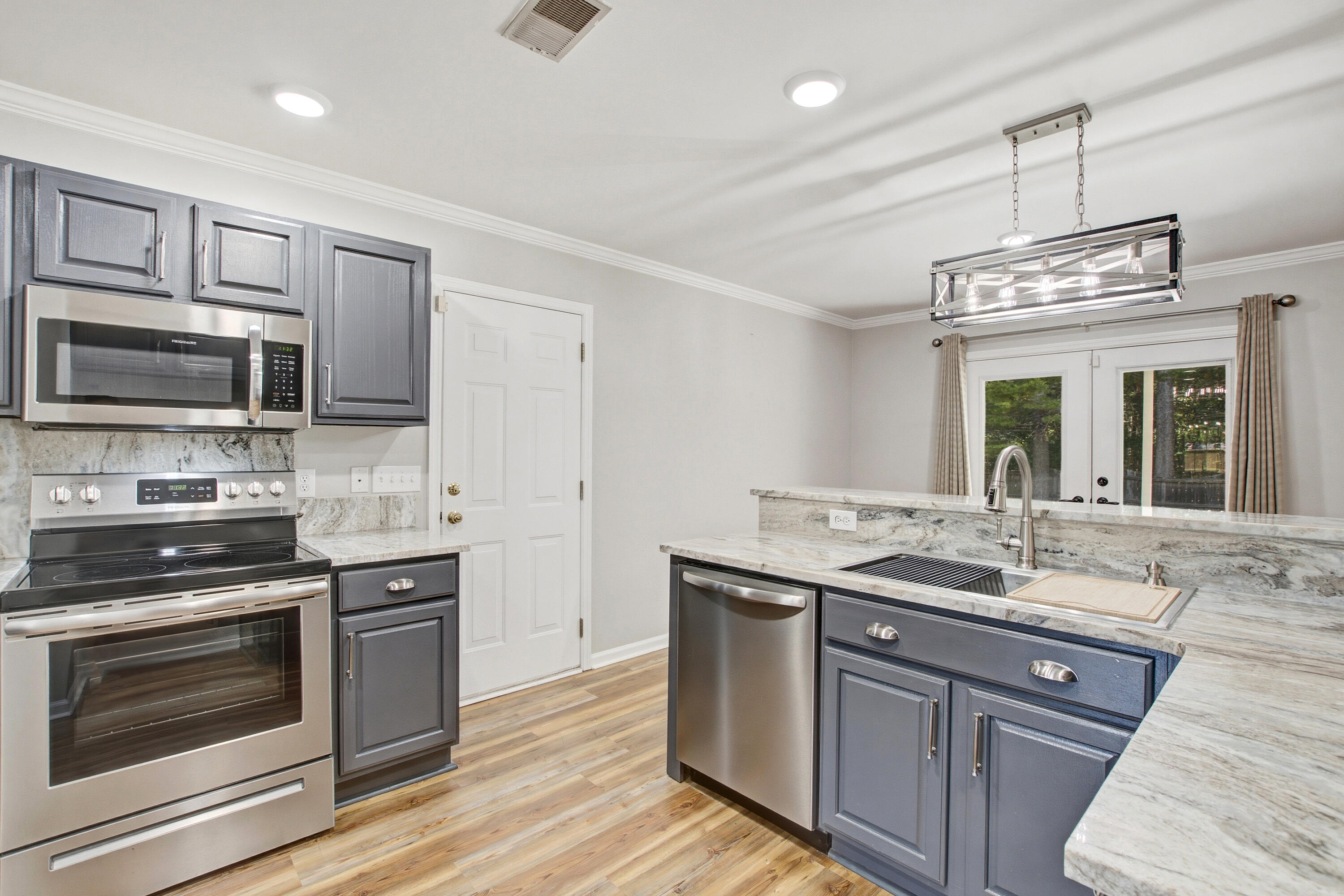 214 Eagle Ridge Road Summerville, SC 29485 - Photo 22 of 57