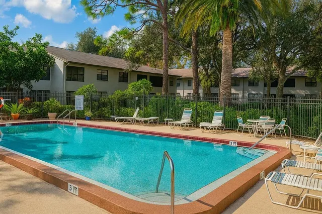 $1,699 | 3036 Eastland Boulevard, Unit E203, Clearwater, FL 33761