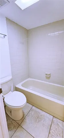 $1,699 | 3036 Eastland Boulevard, Unit E203, Clearwater, FL 33761