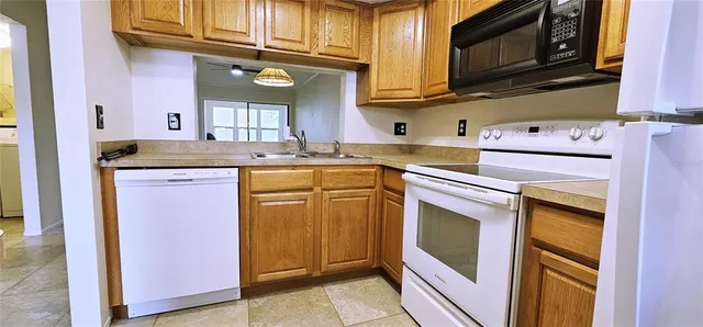 $1,699 | 3036 Eastland Boulevard, Unit E203, Clearwater, FL 33761