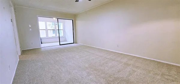 $1,498 | 3036 Eastland Boulevard, Unit E203, Clearwater, FL 33761