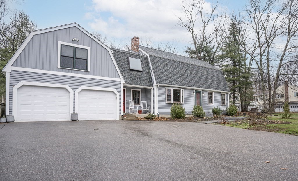42 Bellingham Road Blackstone, MA 01504 - Photo 2 of 42 Gallery Image 2