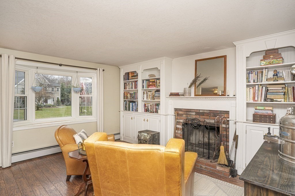 42 Bellingham Road Blackstone, MA 01504 - Photo 5 of 42 Gallery Image 5