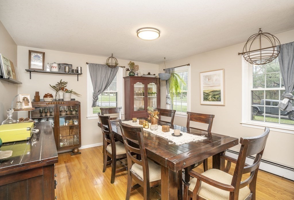42 Bellingham Road Blackstone, MA 01504 - Photo 6 of 42 Gallery Image 6