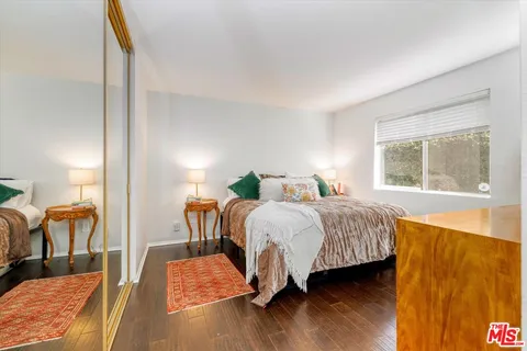 $649,000 | 12416 Moorpark Street, Unit A, Studio City, CA 91604