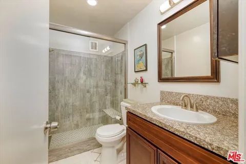 $649,000 | 12416 Moorpark Street, Unit A, Studio City, CA 91604