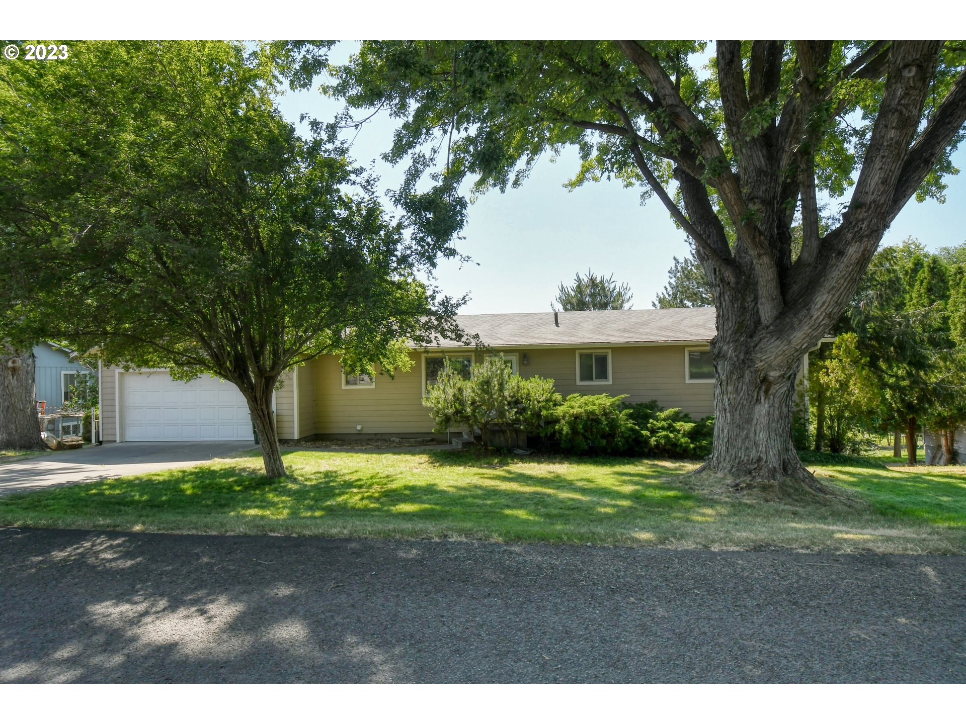 71670 Southwest Valley View Drive Pendleton, OR 97801 - Photo 1 of 48 Gallery Image 1