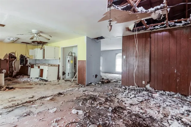 a view of a storage & utility room