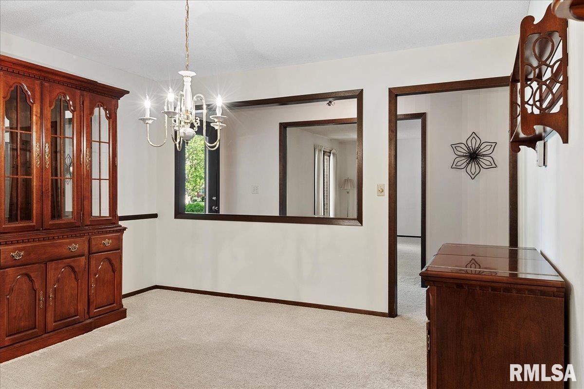 808 Rickard Road Springfield, IL 62704 - Photo 8 of 30