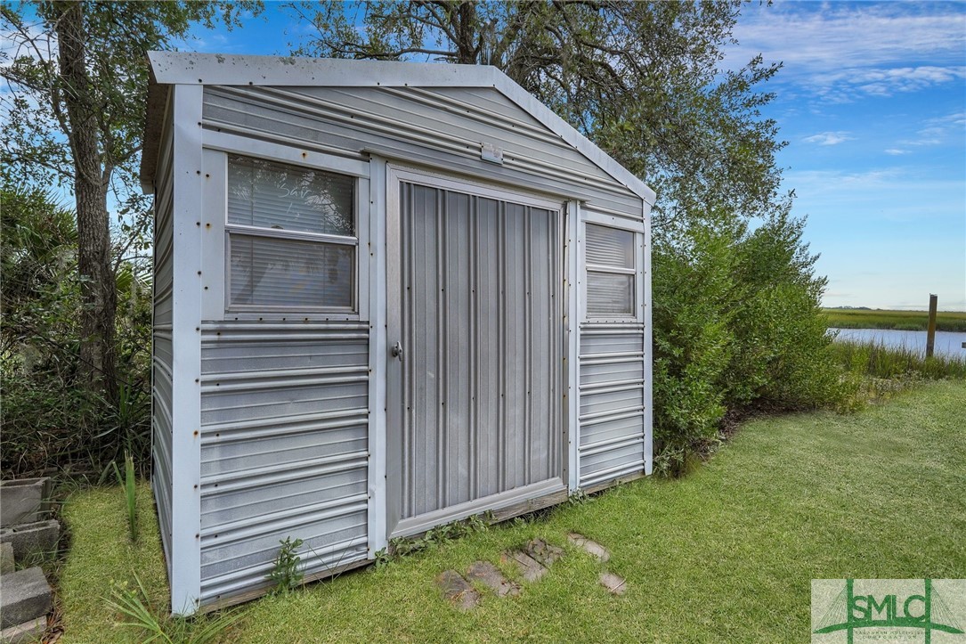 216 Oatland Island Road Savannah, GA 31410 - Photo 43 of 50 Shed has sink and waste disposal
