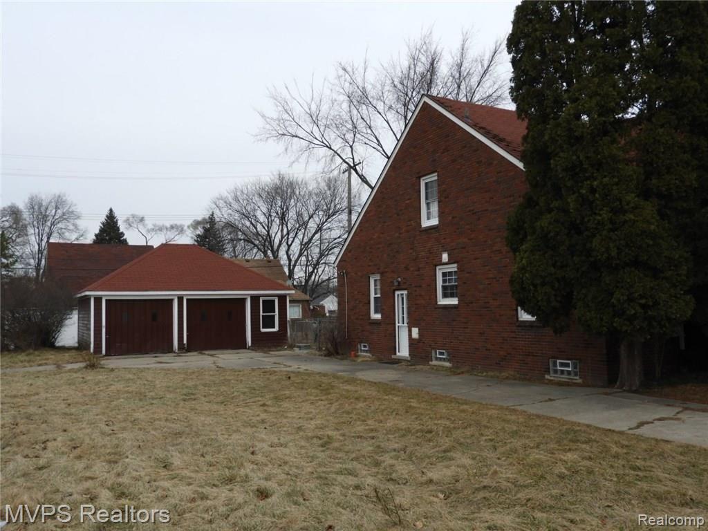 8311 Rolyat Street Detroit, MI 48234 - Photo 3 of 17