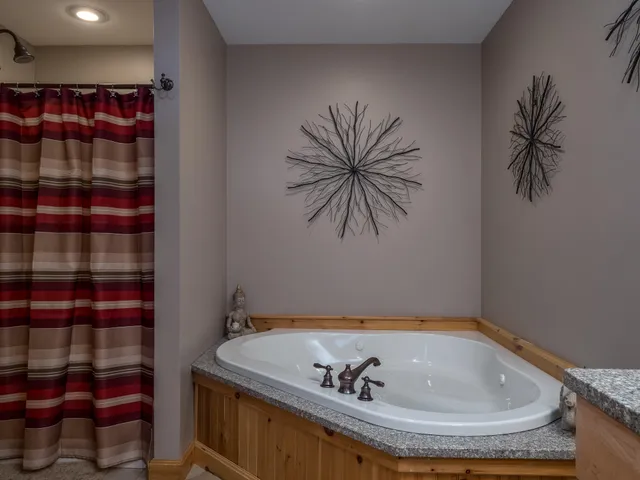 $1,150,000 | 59 Douglass Road, Newry, ME 04261