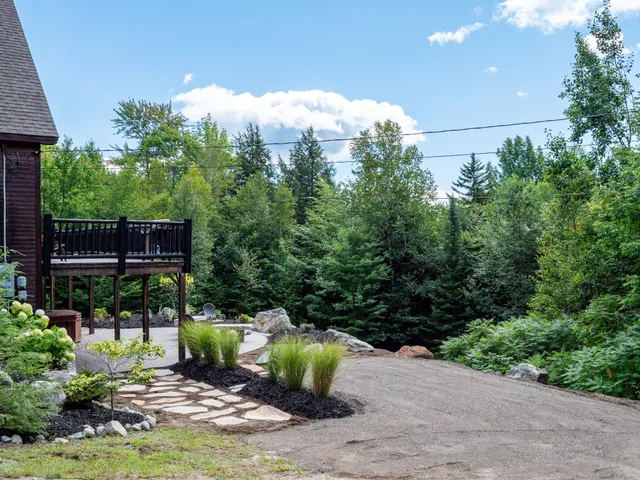 $1,150,000 | 59 Douglass Road, Newry, ME 04261