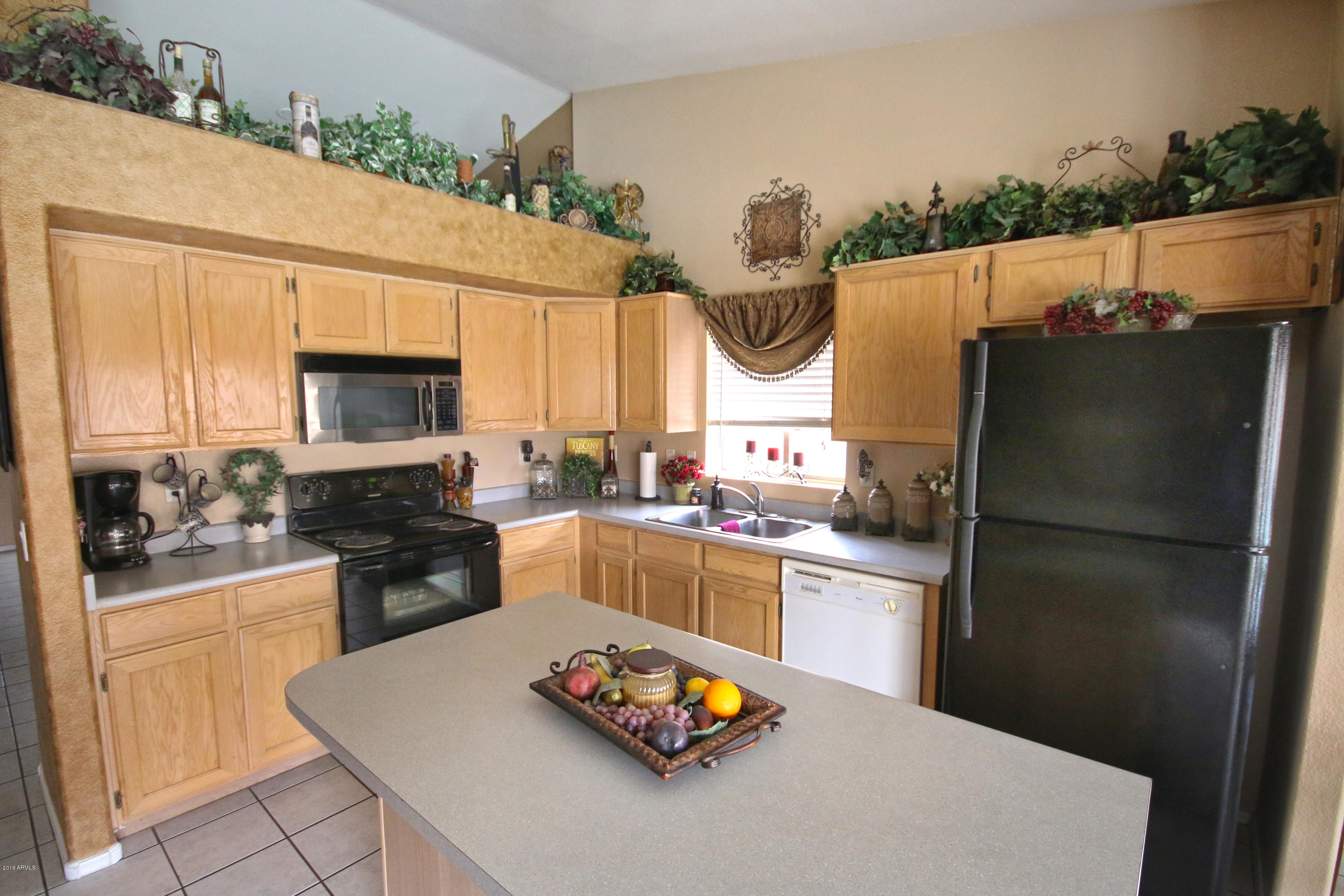 2317 East Smoke Tree Road Gilbert, AZ 85296 - Photo 2 of 16 IMG_1782e