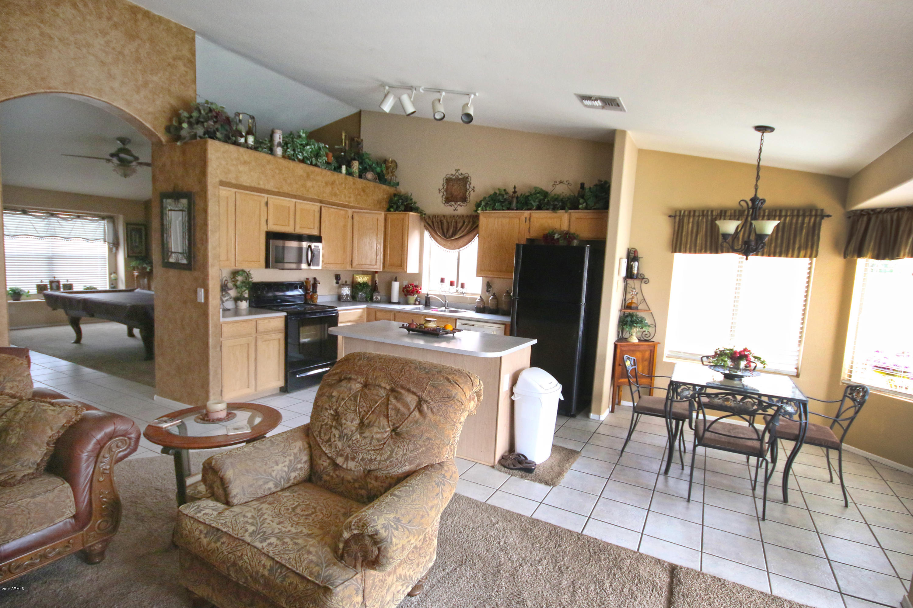 2317 East Smoke Tree Road Gilbert, AZ 85296 - Photo 5 of 16 IMG_1767e