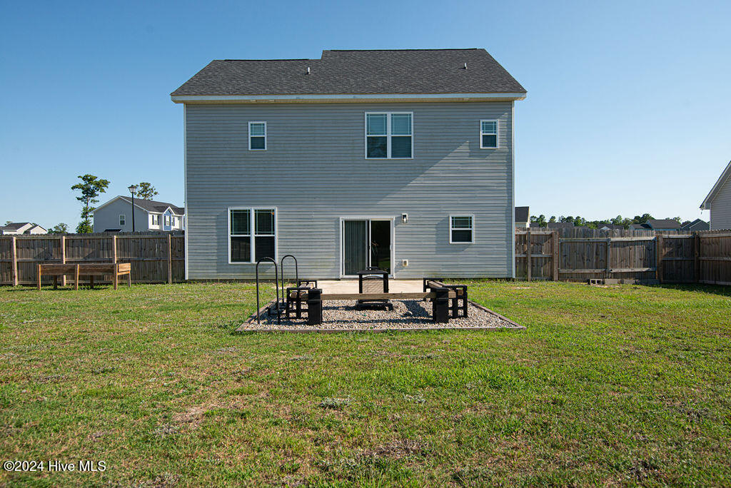 140 Longhorn Road Jacksonville, NC 28546 - Photo 4 of 35 DSC_7282