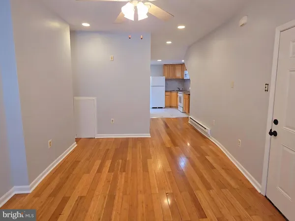 $950 | 6037 Vine Street, Unit 1, Philadelphia, PA 19139