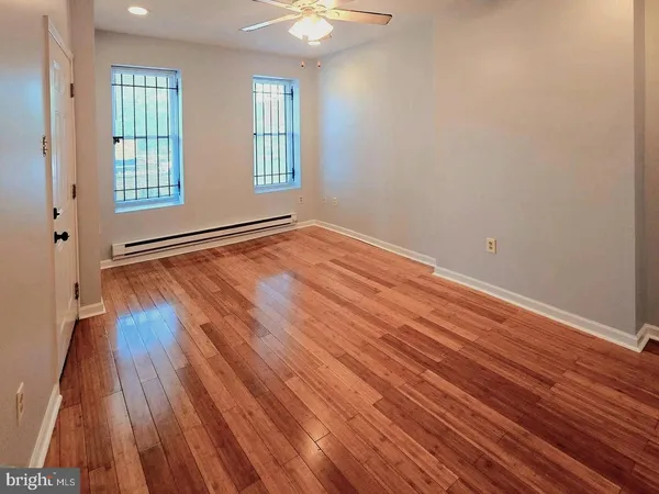 $950 | 6037 Vine Street, Unit 1, Philadelphia, PA 19139