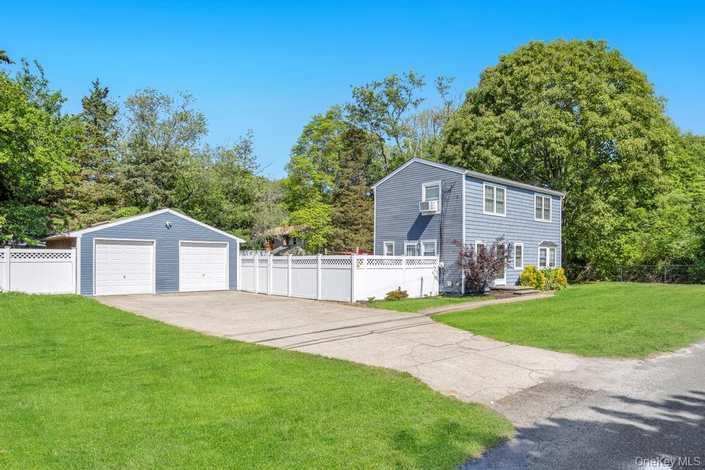 66 Oxhead Road Centereach, NY 11720 - Photo 3 of 29