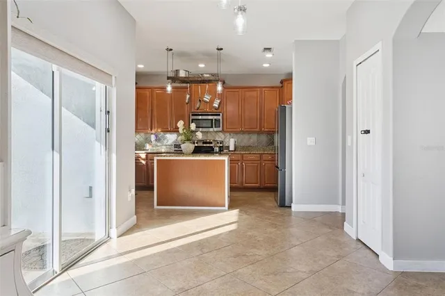 $435,000 | 11508 Mansfield Point Drive, Riverview, FL 33569