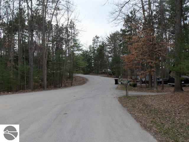 3692 Harolds Road Traverse City, MI 49696 - Photo 32 of 34 1744686-31.JPG