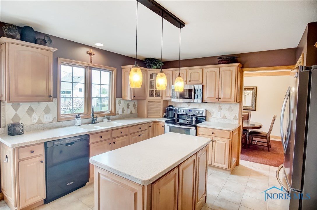 2963 Quarry Road Maumee, OH 43537 - Photo 15 of 36 Gallery Image 15