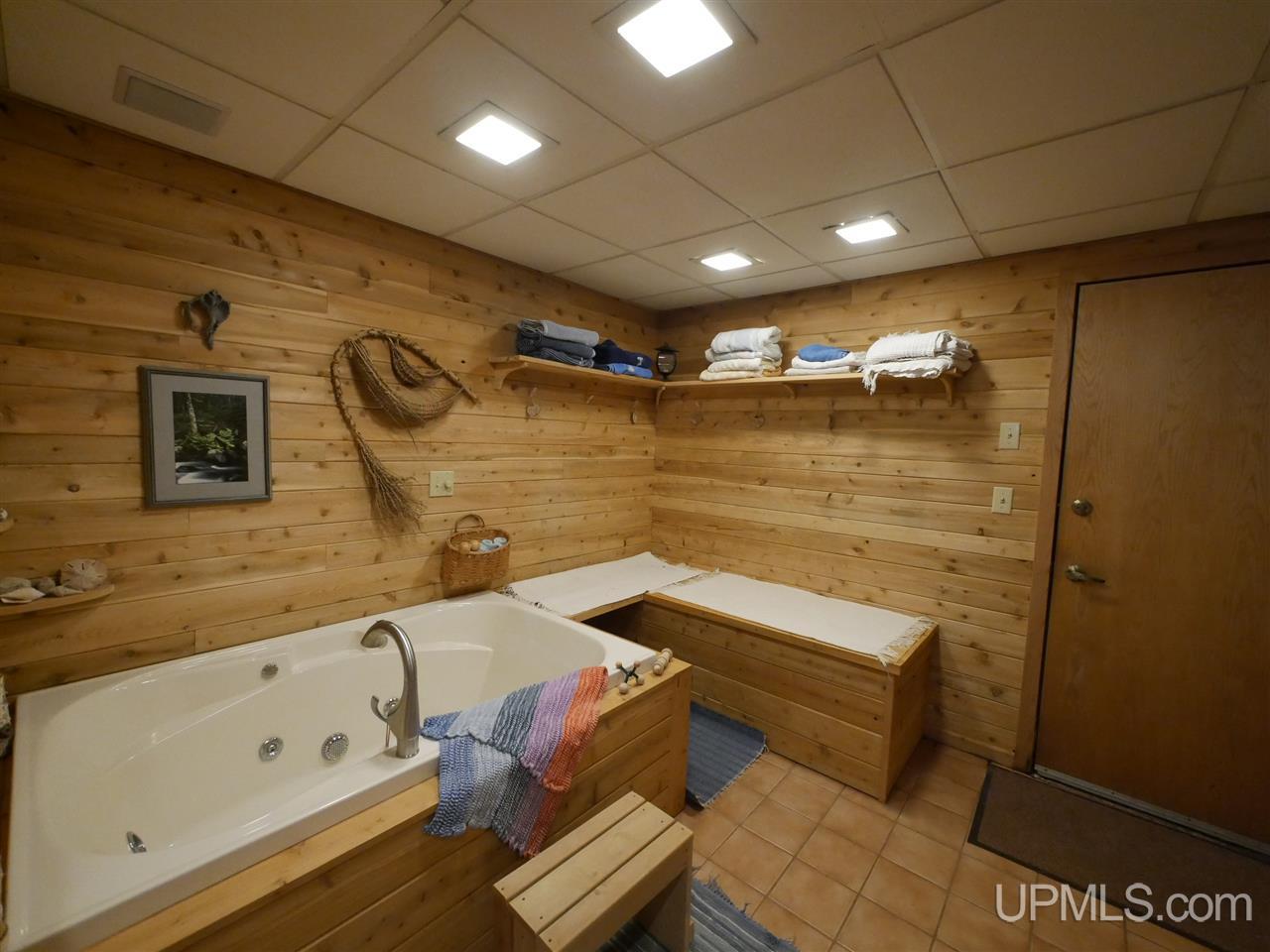 46434 Paradise Road Houghton, MI 49931 - Photo 46 of 50 Gallery Image 46