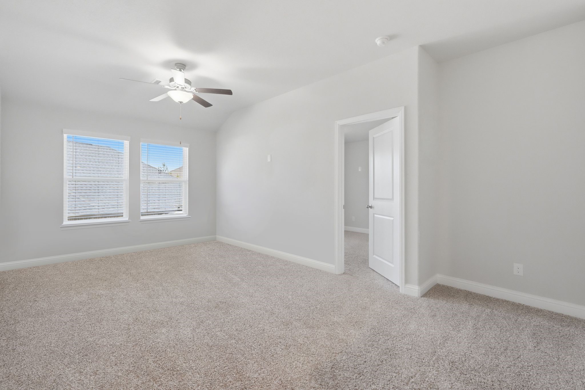 2809 Andante Green Drive Spring, TX 77386 - Photo 27 of 50 a view of an empty room with a window