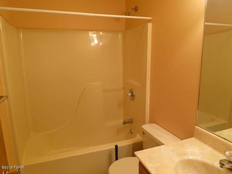 152 Roundhill Road Dingmans Ferry, PA 18328 - Photo 11 of 21
