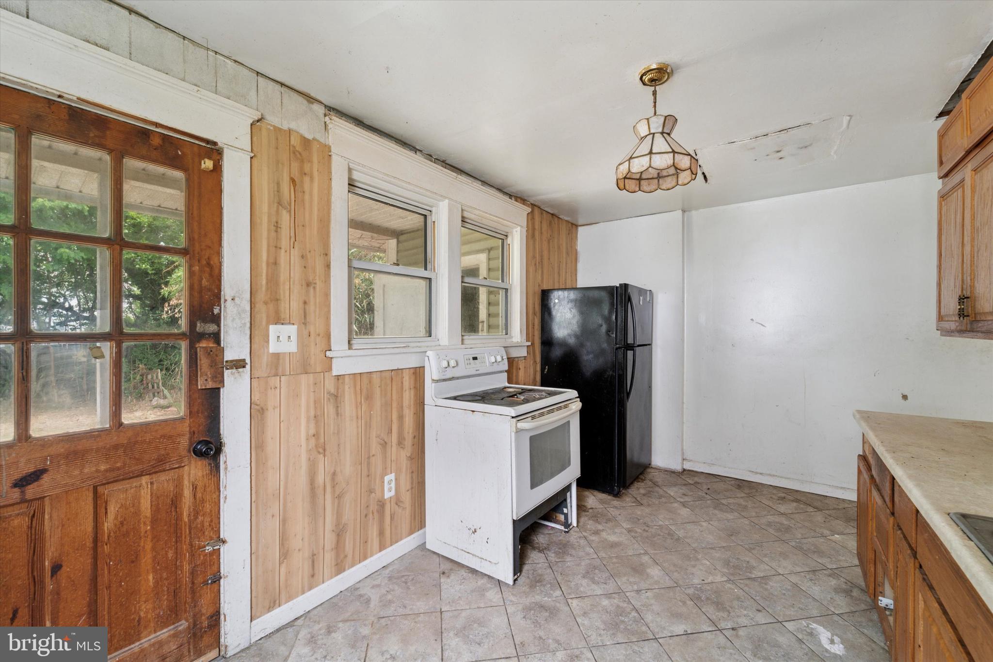 59 Pine Street Beverly, NJ 08010 - Photo 13 of 26