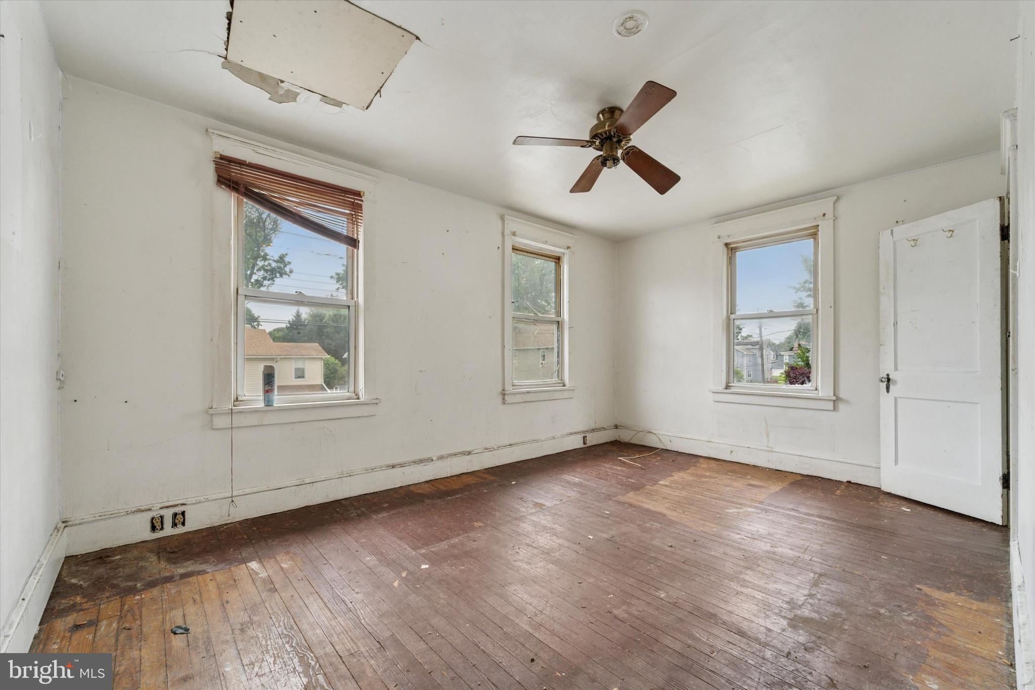 59 Pine Street Beverly, NJ 08010 - Photo 21 of 26