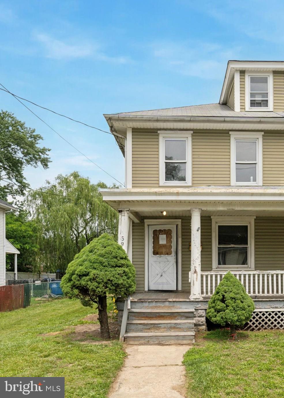 59 Pine Street Beverly, NJ 08010 - Photo 3 of 26