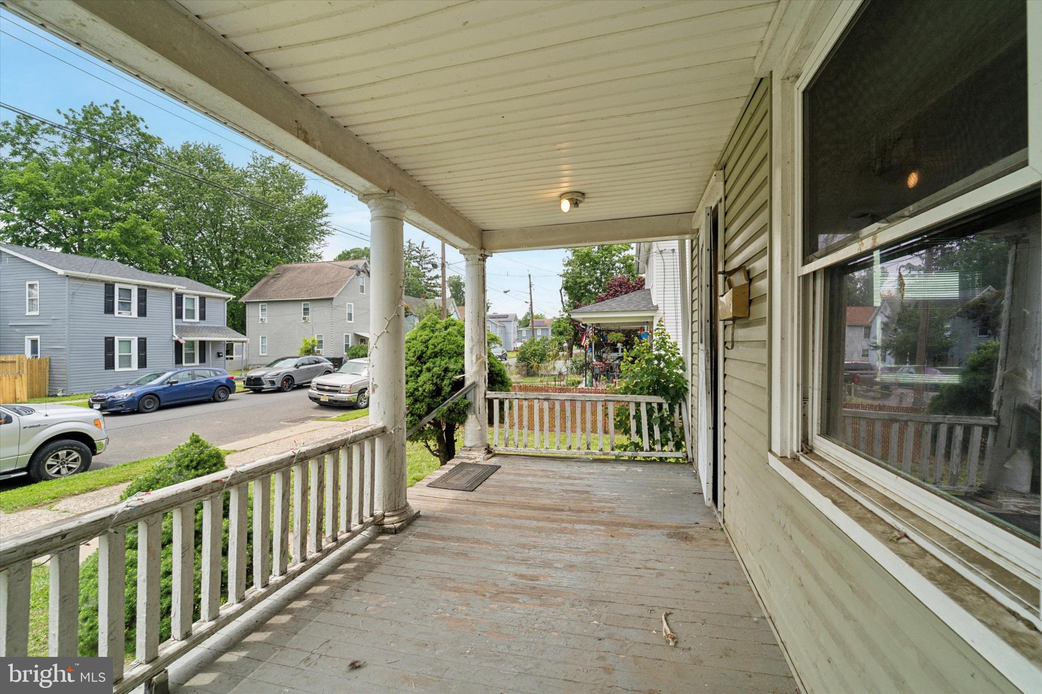 59 Pine Street Beverly, NJ 08010 - Photo 4 of 26