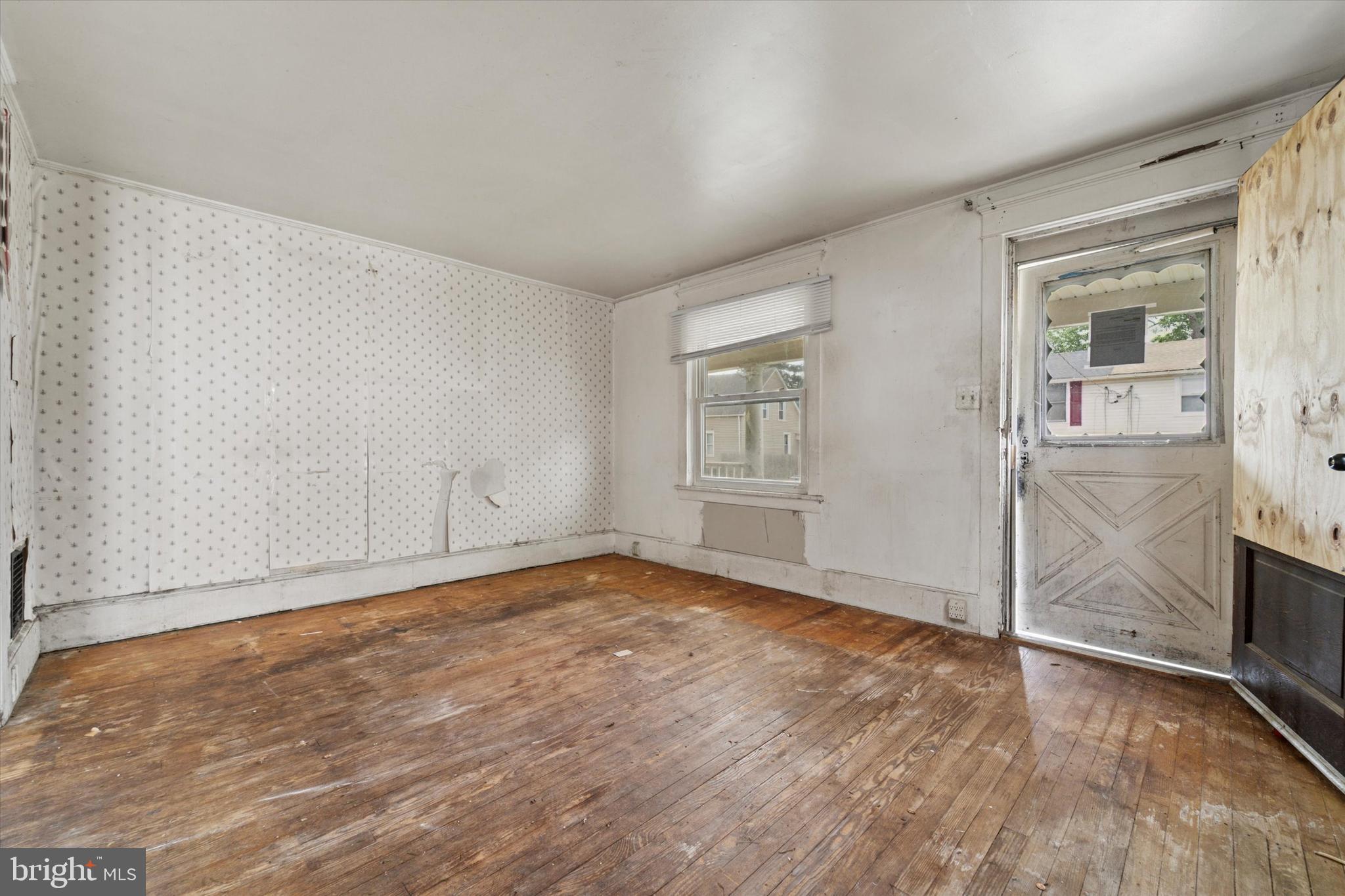 59 Pine Street Beverly, NJ 08010 - Photo 5 of 26