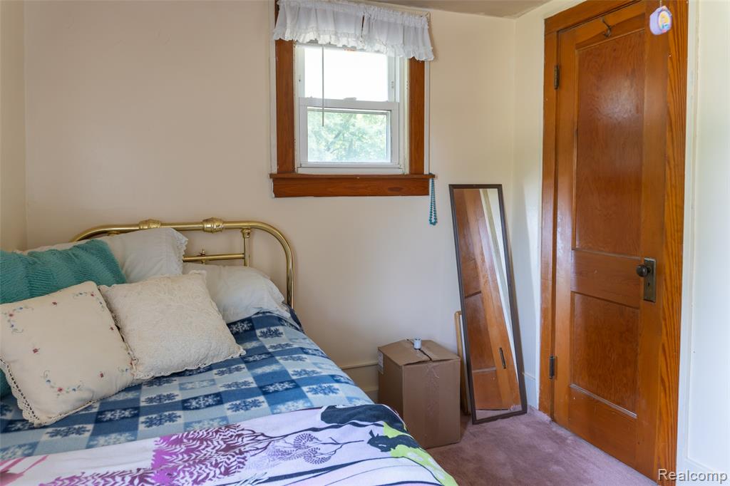 16380 Sumpter Road Belleville, MI 48111 - Photo 14 of 32 Gallery Image 14
