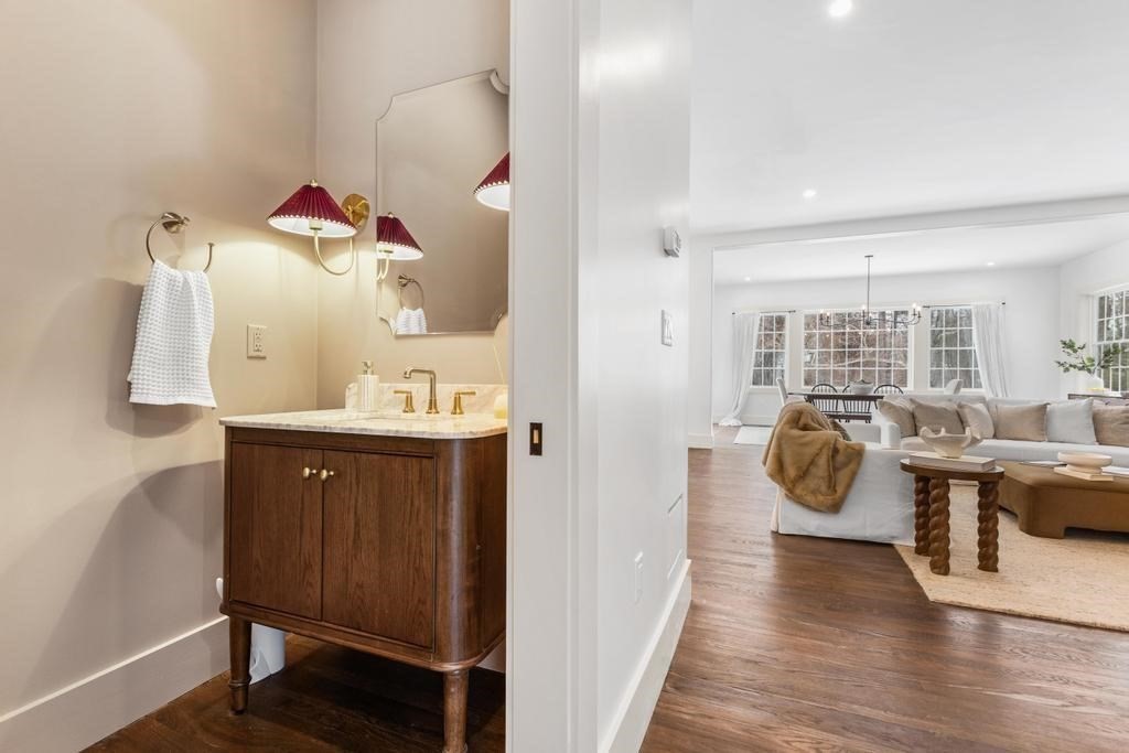 31 Porter Road Andover, MA 01810 - Photo 11 of 42