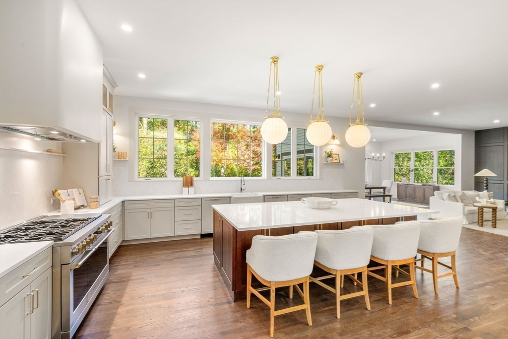 31 Porter Road Andover, MA 01810 - Photo 3 of 42