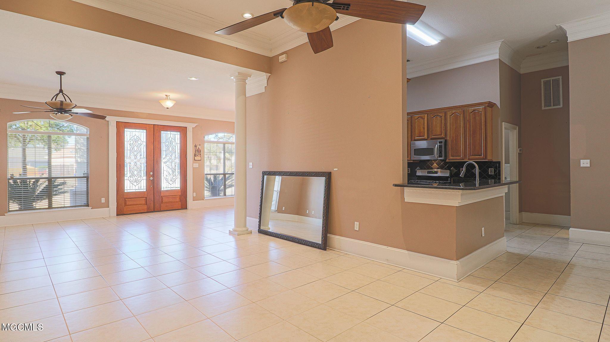 2297 Rue Maison Biloxi, MS 39532 - Photo 4 of 29 l3bXc5Kg