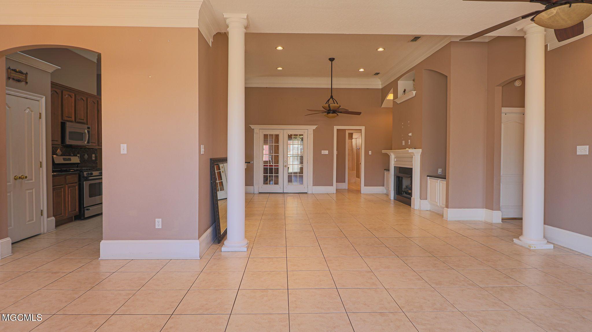 2297 Rue Maison Biloxi, MS 39532 - Photo 5 of 29 JyBkX-qw