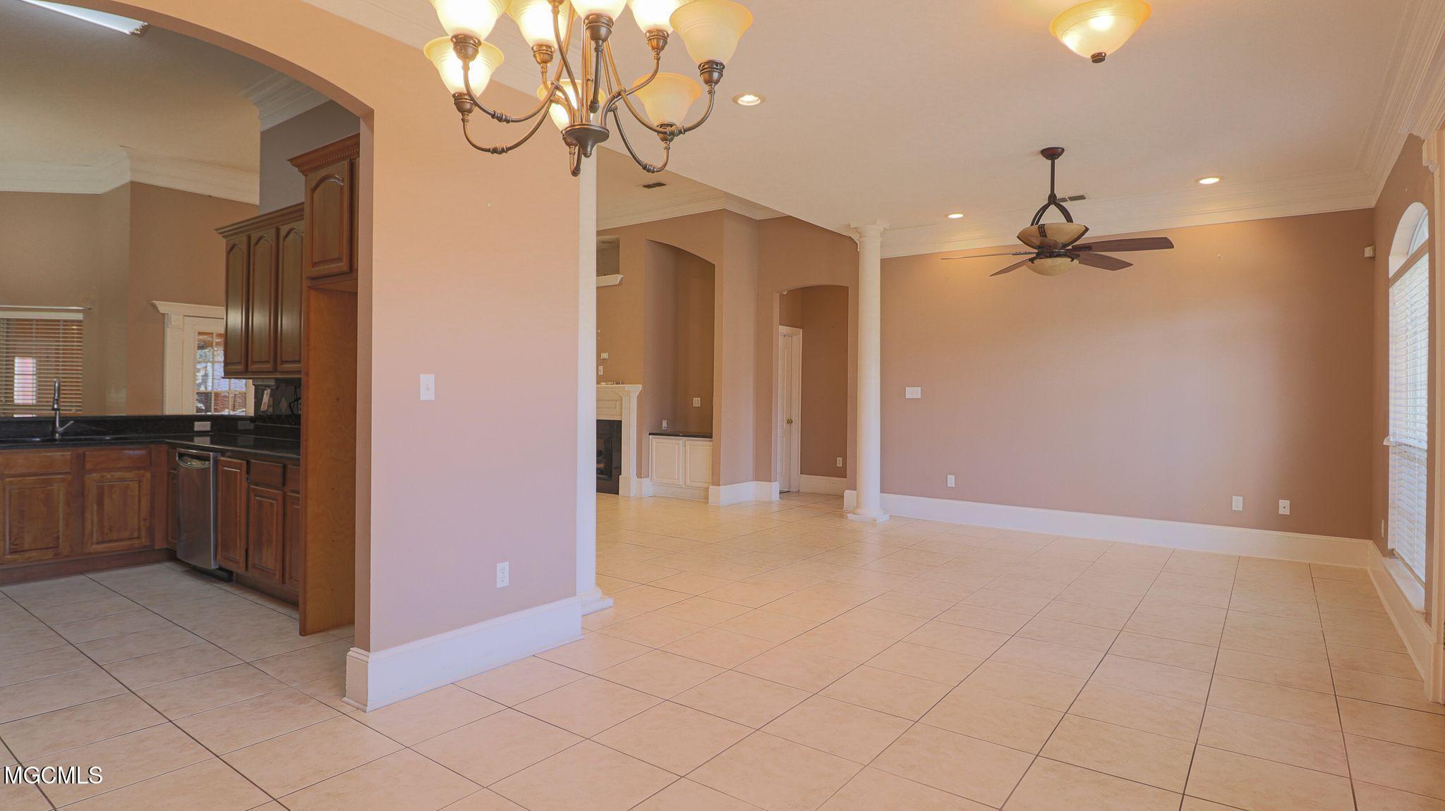 2297 Rue Maison Biloxi, MS 39532 - Photo 8 of 29 TCP6kqNA