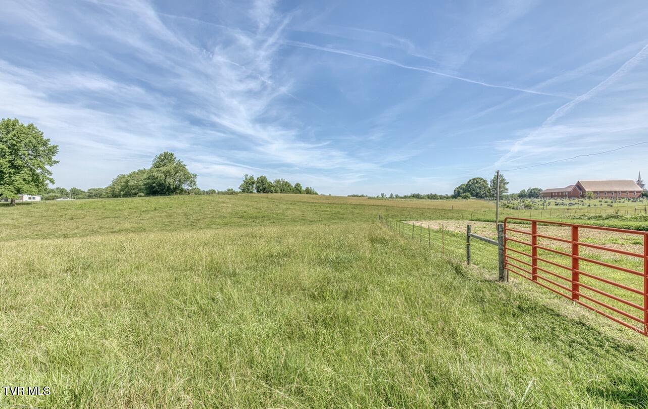 102 Greene County Line Road Chuckey, TN 37641 - Photo 31 of 58 IMG_0627