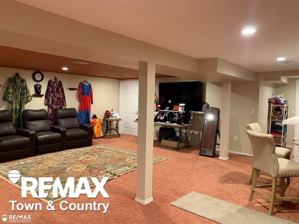 1260 Springborrow Drive Flint, MI 48532 - Photo 39 of 48 50199088-babdda64-677a-4ee2-9ff5-56de271bde52.JPG