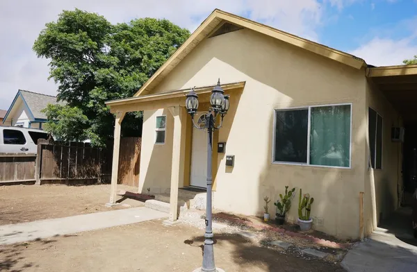 $330,000 | 271 Coolidge Street, Coalinga, CA 93210